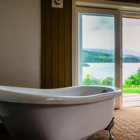 Vendégház Cosy Basement Room, Bathtub And Sauna With A Stunning View